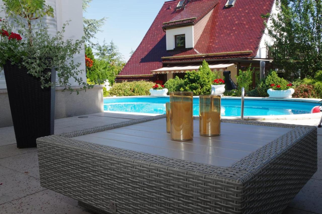 Gaestehaus Gaens - Ferienzimmer Schirgiswalde-Kirschau Ngoại thất bức ảnh